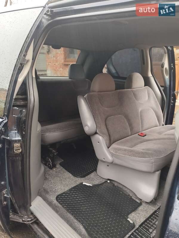 Минивэн Dodge Caravan 2005 в Кицмани