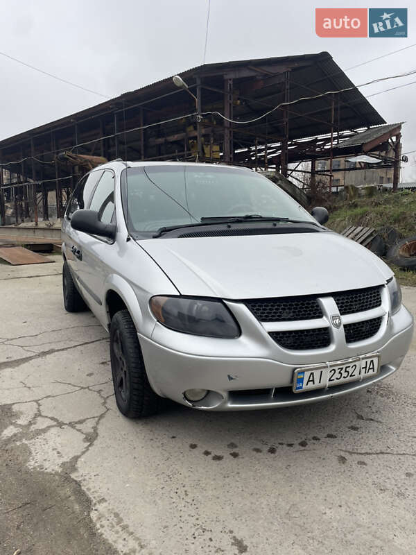 Минивэн Dodge Caravan 2002 в Киеве