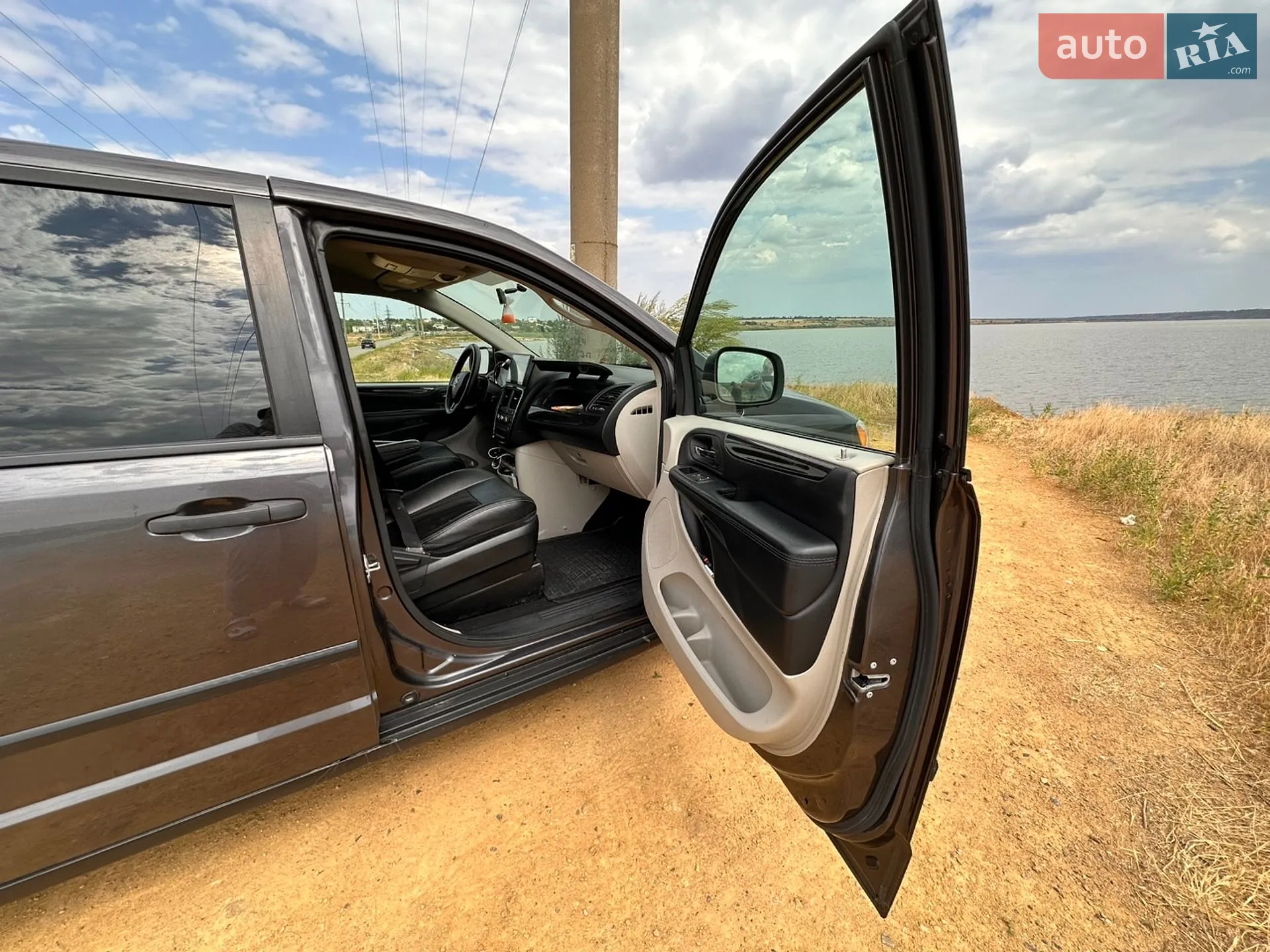 2015 Dodge Caravan - мініатюра 7