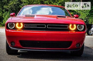 Купе Dodge Challenger 2017 в Киеве