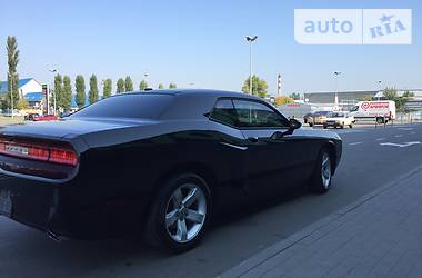 Купе Dodge Challenger 2012 в Киеве