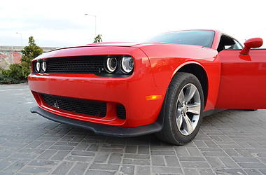 Купе Dodge Challenger 2016 в Львові