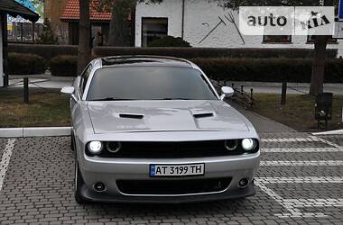 Купе Dodge Challenger 2012 в Киеве