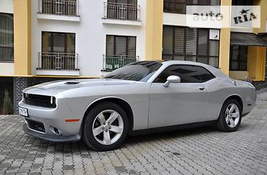 Купе Dodge Challenger 2012 в Киеве