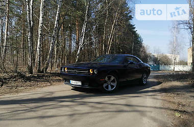 Купе Dodge Challenger 2016 в 