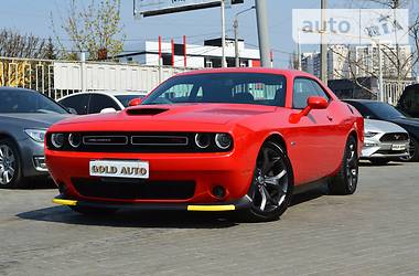 Купе Dodge Challenger 2019 в Одесі