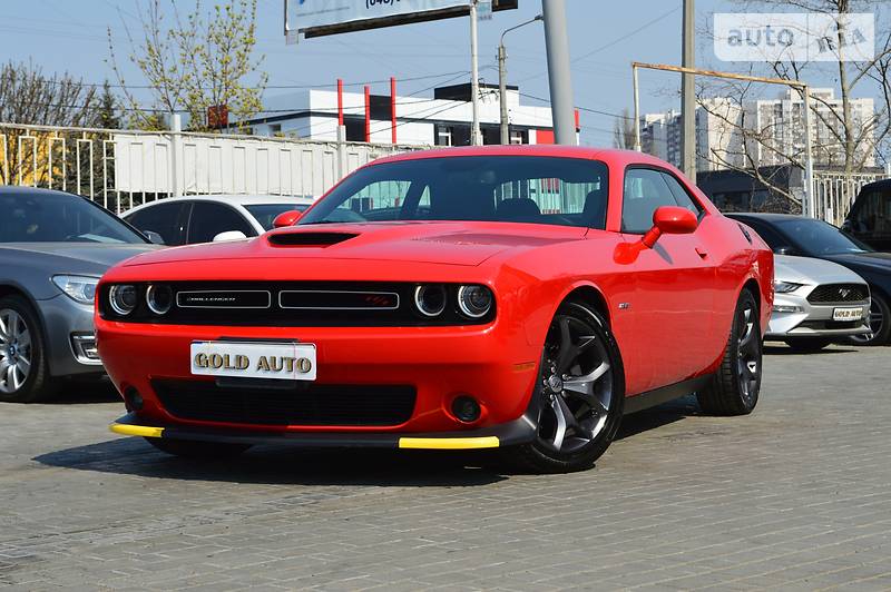 Купе Dodge Challenger 2019 в Одесі