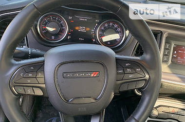 Купе Dodge Challenger 2016 в 