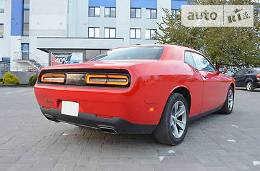 Купе Dodge Challenger 2016 в 