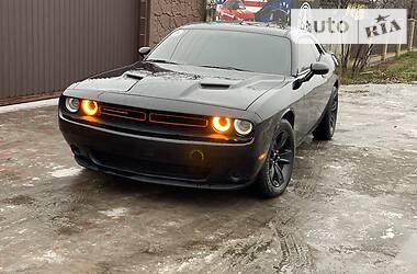 Купе Dodge Challenger 2016 в 