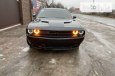 Купе Dodge Challenger 2016 в 