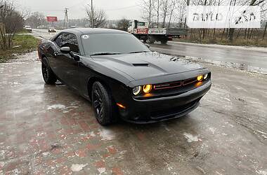 Купе Dodge Challenger 2016 в 