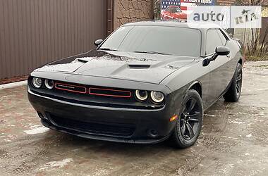 Купе Dodge Challenger 2016 в 