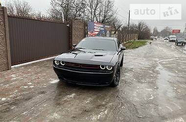 Купе Dodge Challenger 2016 в 