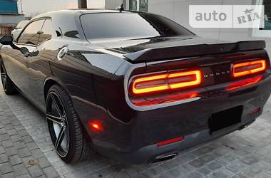 Купе Dodge Challenger 2015 в Бердянске