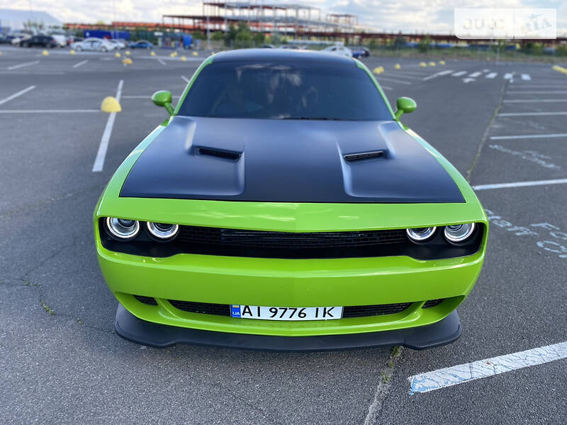 Купе Dodge Challenger 2017 в Киеве