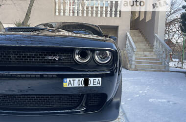 Купе Dodge Challenger 2020 в 