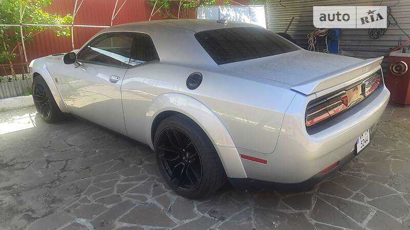 Купе Dodge Challenger 2019 в Житомирі