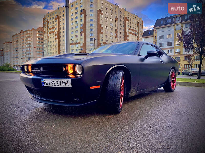 Dodge Challenger, фото из объявления