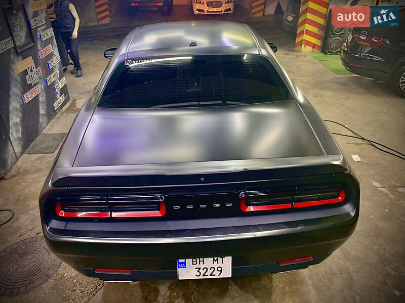 Купе Dodge Challenger 2018 в Одесі