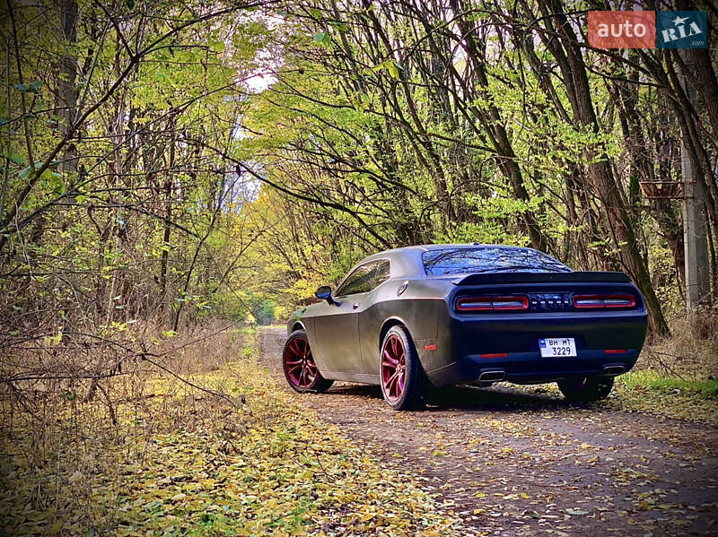 Купе Dodge Challenger 2018 в Одесі фото 25 Купе Dodge Challenger 2018 в Одесі