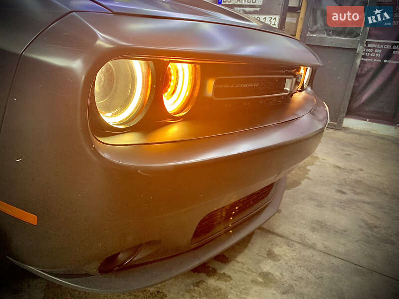 Купе Dodge Challenger 2018 в Одесі