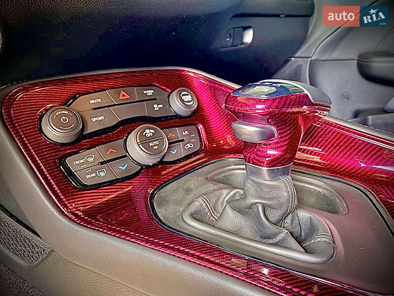 Купе Dodge Challenger 2018 в Одесі