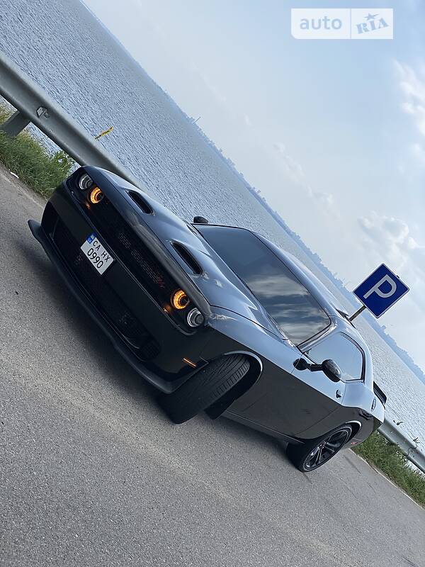 Dodge Challenger
