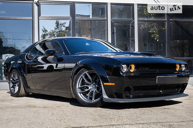 Купе Dodge Challenger 2018 в Киеве фото 106 Купе Dodge Challenger 2018 в Киеве