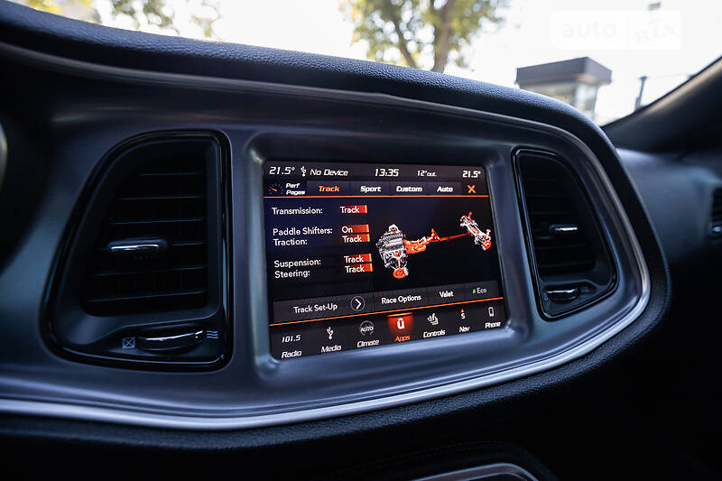 Купе Dodge Challenger 2018 в Киеве фото 91 Купе Dodge Challenger 2018 в Киеве