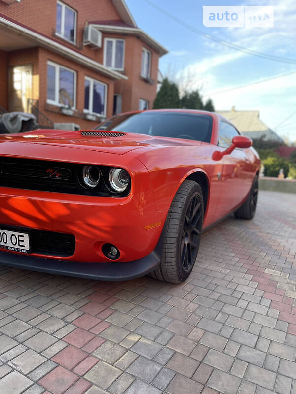 Купе Dodge Challenger 2016 в Одесі