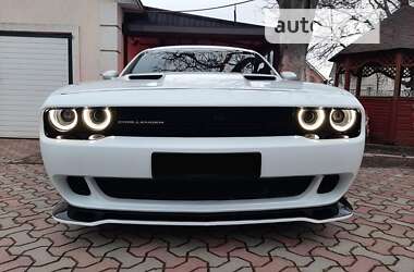 Купе Dodge Challenger 2018 в 