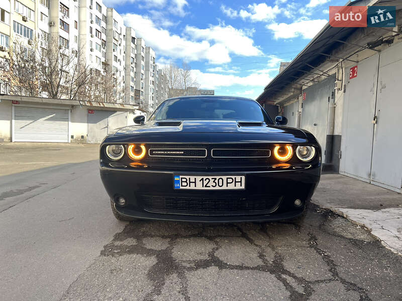 Купе Dodge Challenger 2017 в Одессе