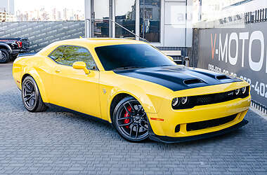 Купе Dodge Challenger 2017 в Киеве