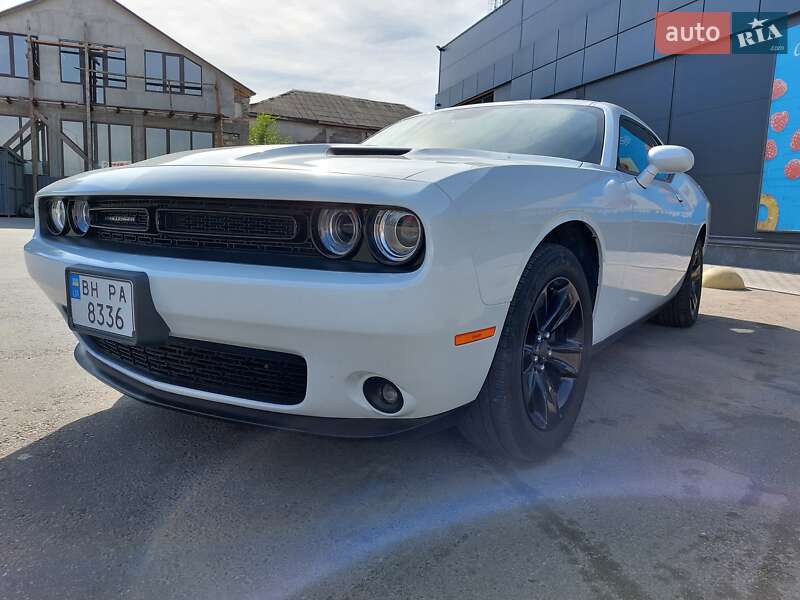 Купе Dodge Challenger 2016 в Одессе