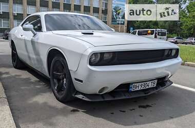 Купе Dodge Challenger 2014 в 