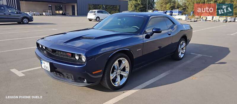 Купе Dodge Challenger 2014 в Киеве
