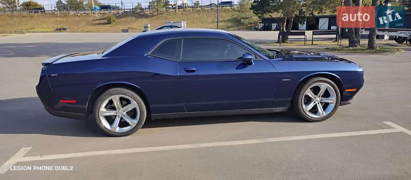 Купе Dodge Challenger 2014 в Киеве