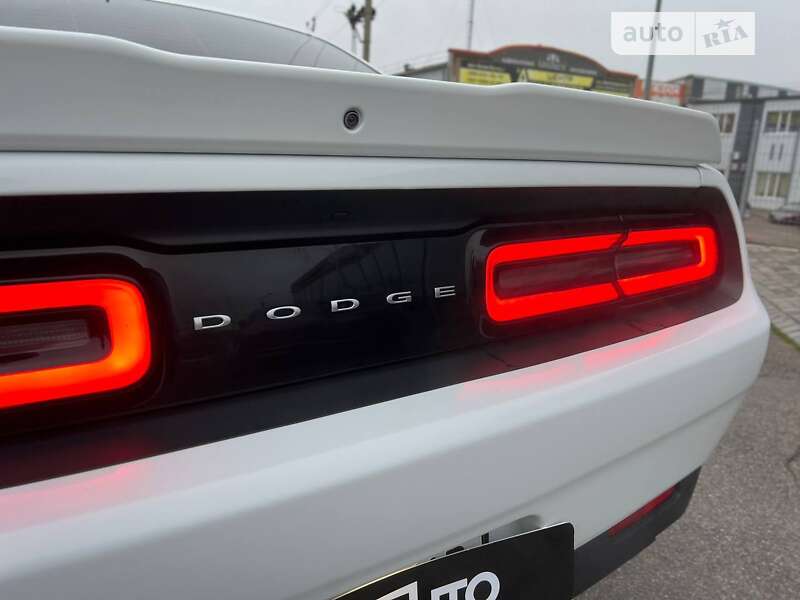 Купе Dodge Challenger 2018 в Запорожье