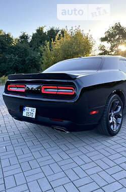 Купе Dodge Challenger 2019 в Днепре