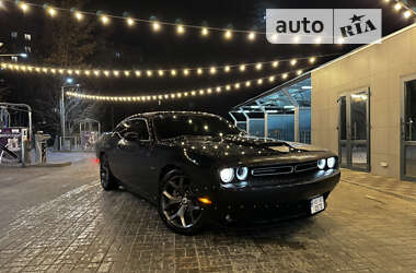 Купе Dodge Challenger 2019 в Днепре