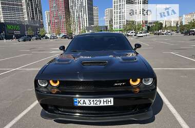 Купе Dodge Challenger 2015 в Києві