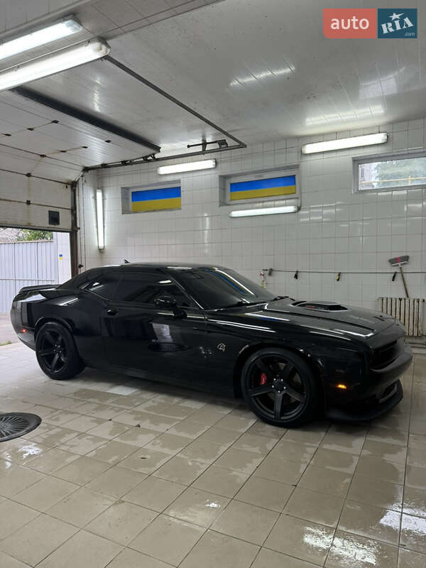 Купе Dodge Challenger 2020 в Киеве