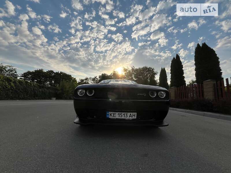 Купе Dodge Challenger 2016 в Днепре
