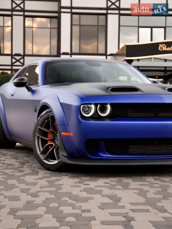 Купе Dodge Challenger 2019 в Киеве