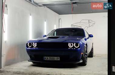 Купе Dodge Challenger 2020 в 