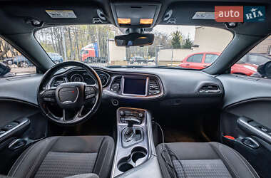 Купе Dodge Challenger 2015 в 