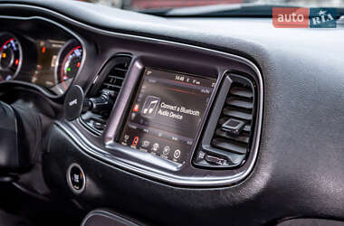 Купе Dodge Challenger 2015 в 