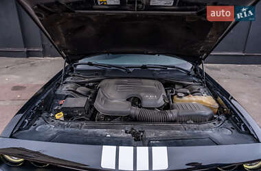 Купе Dodge Challenger 2015 в 