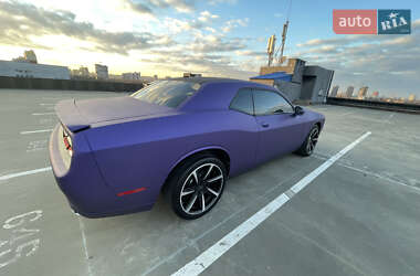 Купе Dodge Challenger 2017 в Киеве